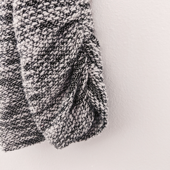 Junior's Knit Blazer - Picture 3 of 6